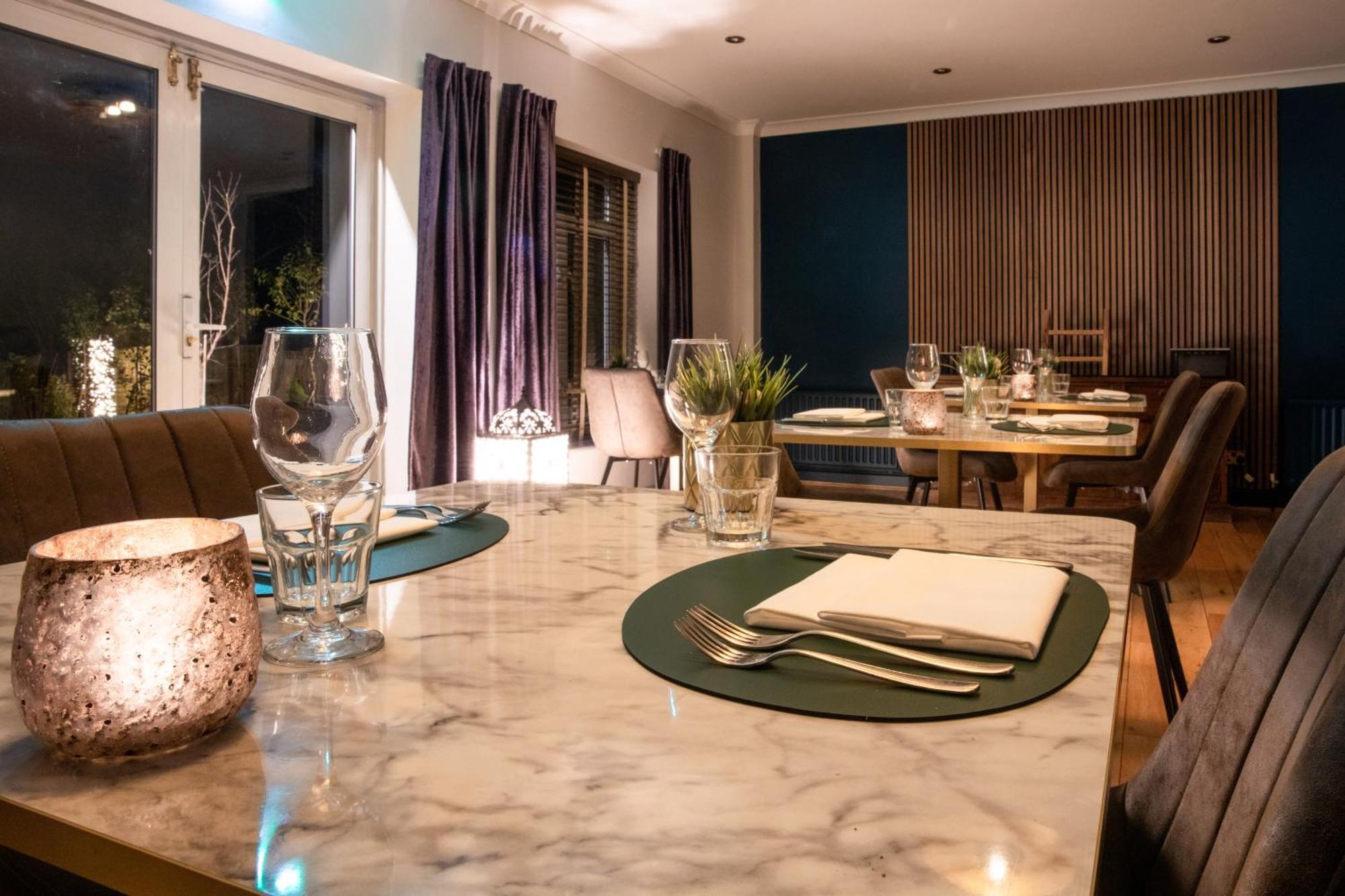 Asperion Hillside Hotel Guildford Bagian luar foto