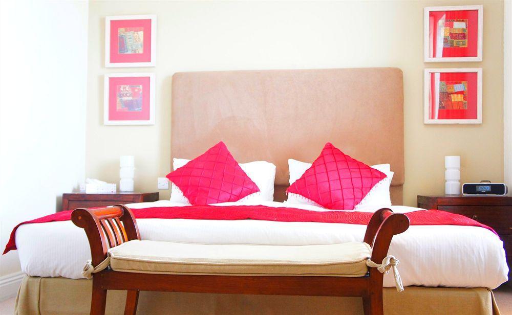 Asperion Hillside Hotel Guildford Bagian luar foto