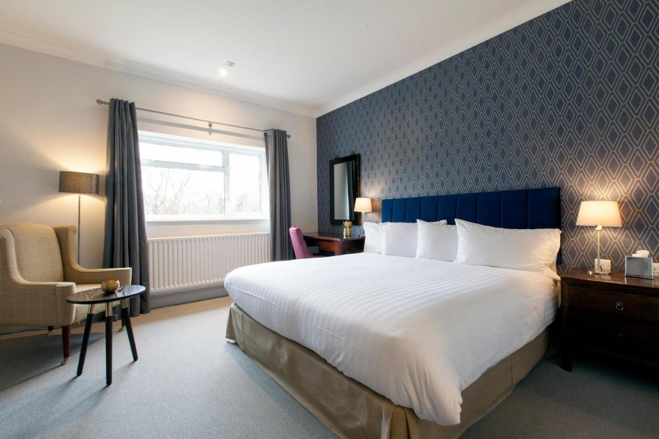 Asperion Hillside Hotel Guildford Bagian luar foto